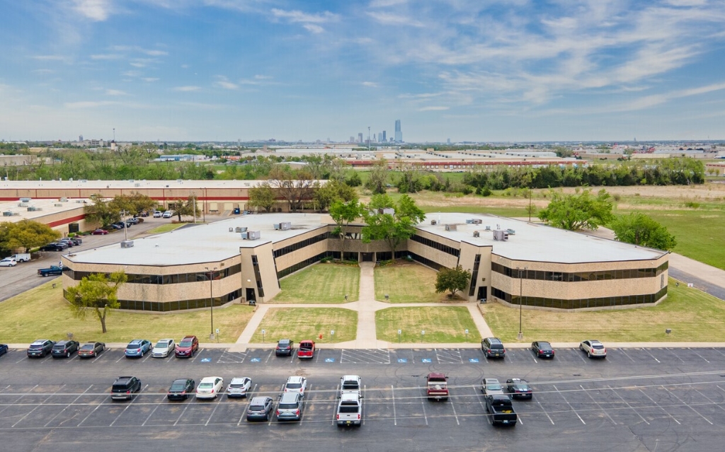 300 Meridian Place