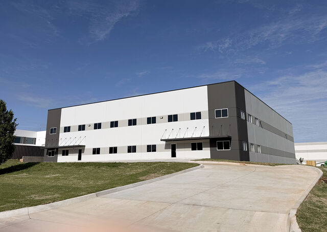 6940 N Santa Fe Ave.