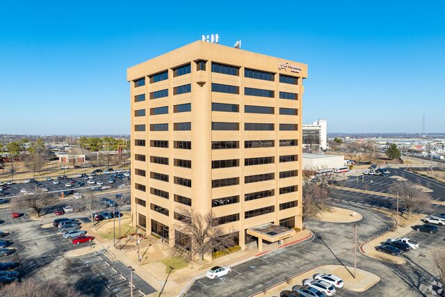 Commerce Tower