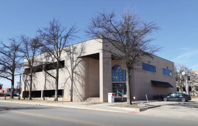 FIRST AMERICAN BUILDING